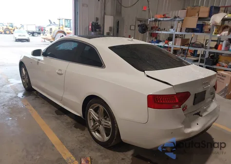 2015 Audi A5 2.0T Premium z USA, uszkodzony, nr VIN WAUMFAFR4FA059161